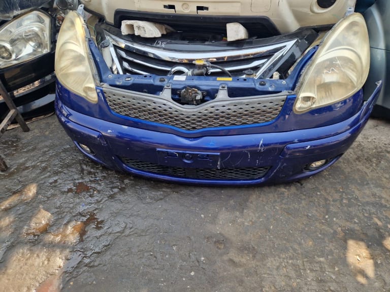 Nose cut + Hood Toyota Funcargo