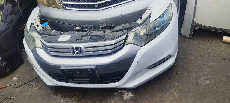 Bumper + Grille Honda Insight