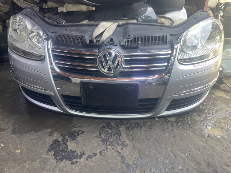Nose cut Volkswagen Jetta