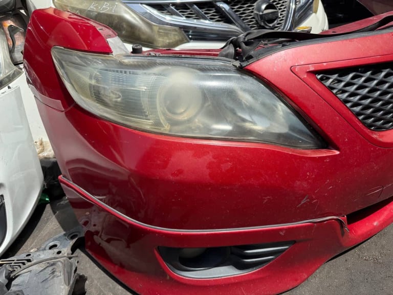 Nose cut Toyota Camry used in Sharjah — photo 2
