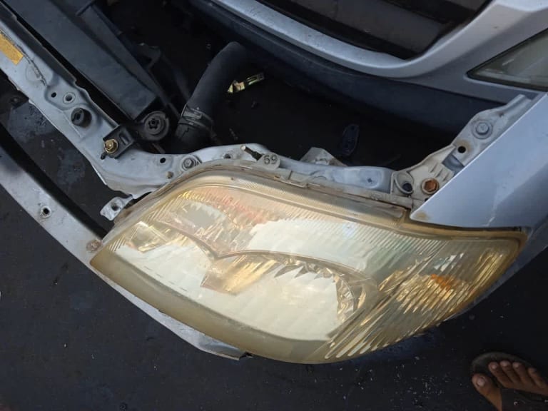 Headlights Toyota Corolla