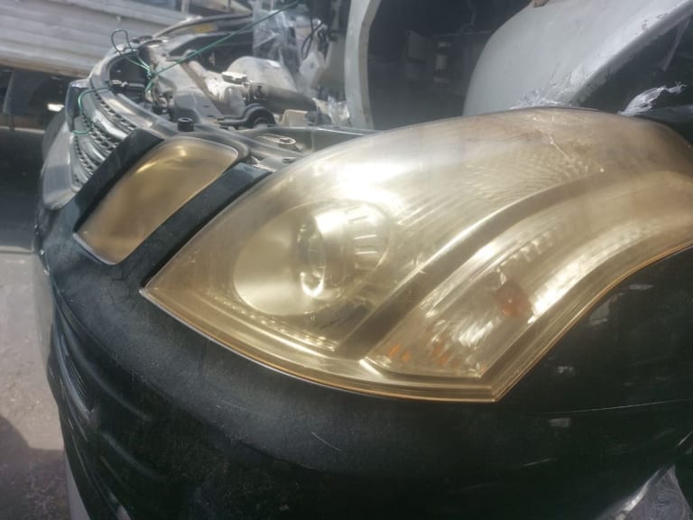 Bumper + Headlights Toyota Mark II used in Sharjah — photo 2
