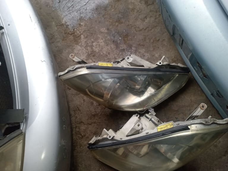 Headlights Toyota Caldina