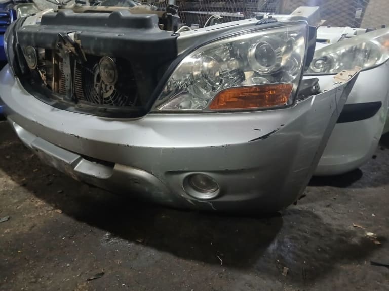 Nose cut Kia Sorento used in Sharjah — photo 8