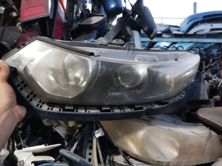 Headlights Honda Accord used in Sharjah — photo 2