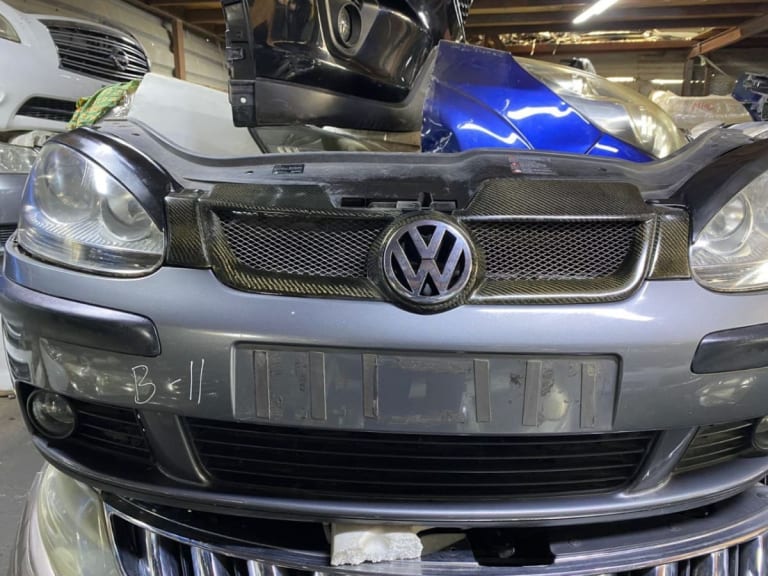 Volkswagen Golf Ноускат