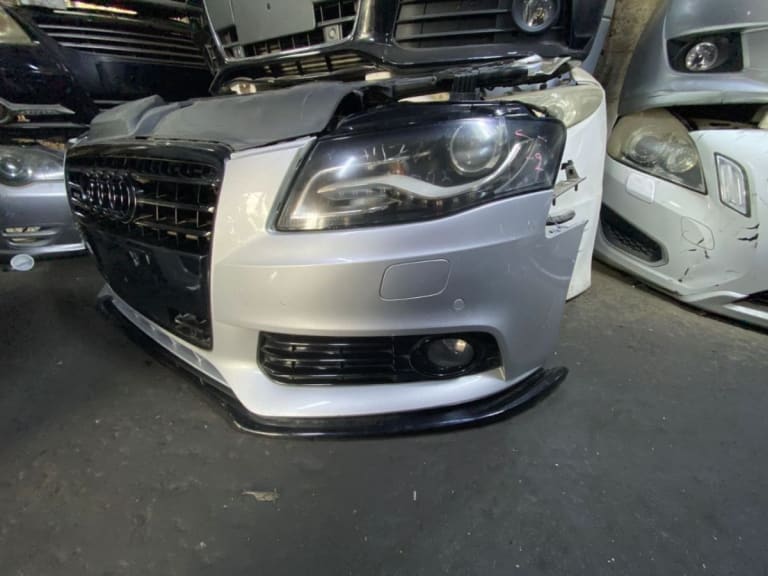 Nose cut Audi A4 used in Sharjah — photo 4