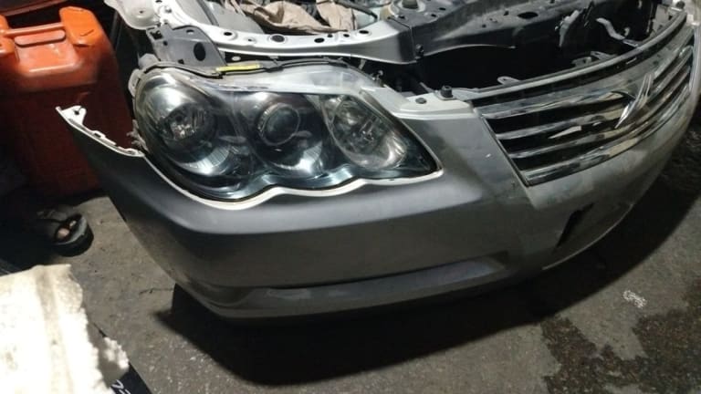 Nose cut Toyota Mark X used in Sharjah — photo 2