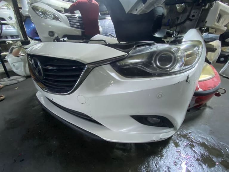 Nose cut + Hood Mazda Mazda6 used in Sharjah — photo 7