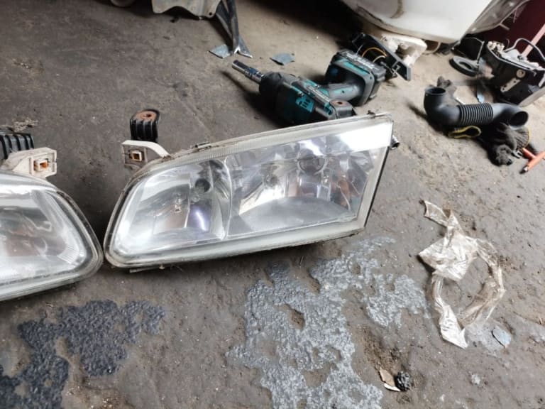 Headlights Toyota Camry used in Sharjah — photo 8