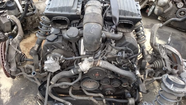 Engine + AT BMW N62B48 used in Sharjah — photo 2