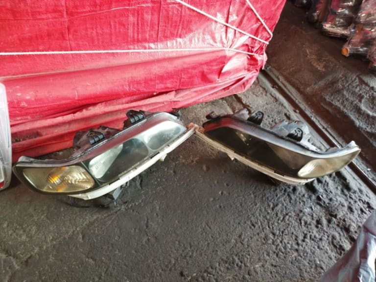 Headlights Honda Accord