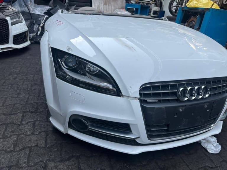 Half cut Audi used in Sharjah — photo 8