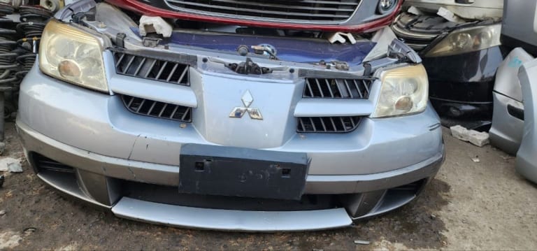 Mitsubishi Outlander Ноускат 