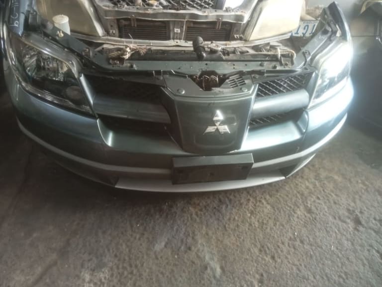 Mitsubishi Outlander Ноускат 
