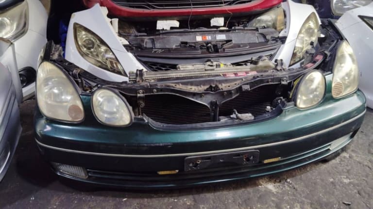 Nose cut Toyota Aristo