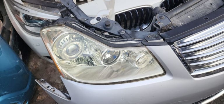 Bumper + Headlights Nissan Fuga used in Sharjah — photo 4