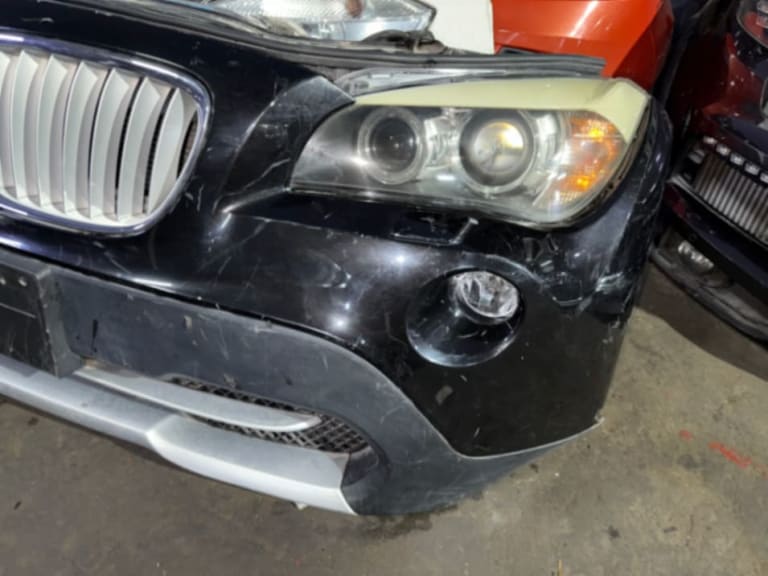 Nose cut BMW X1 used in Sharjah — photo 7