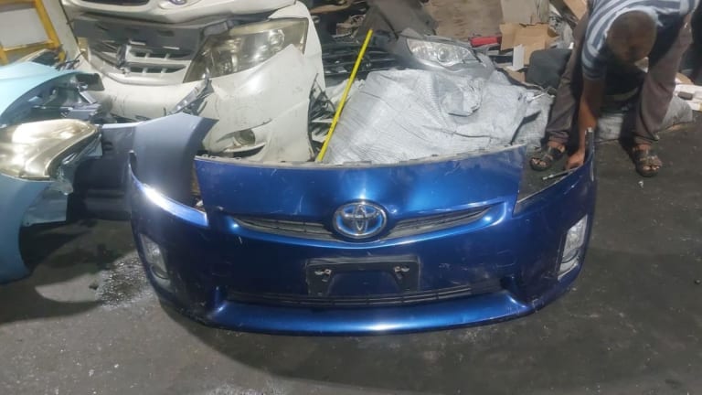 Bumper Toyota Prius