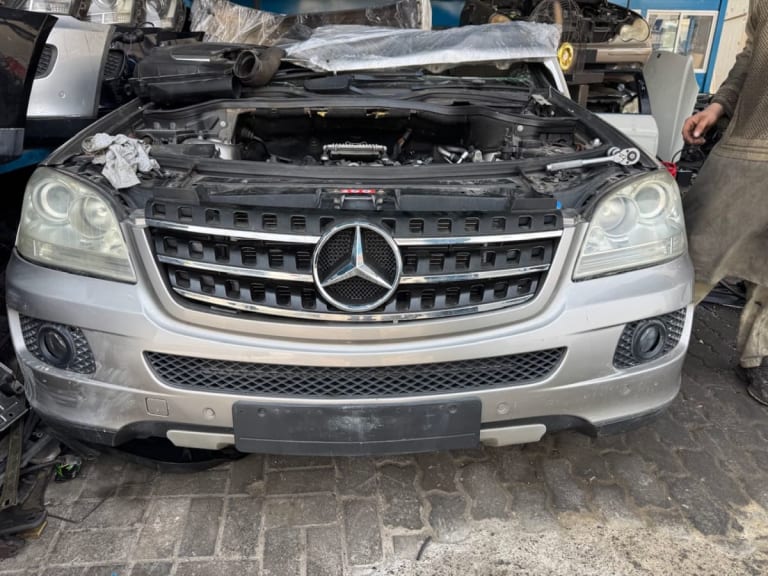 Mercedes-Benz Ноускат, капот Mercedes W164 ML