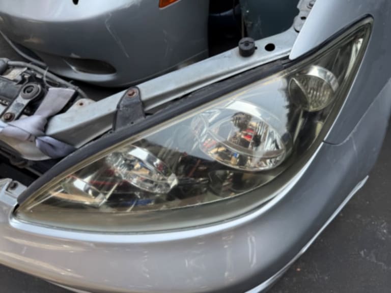 Nose cut Toyota Camry used in Sharjah — photo 2