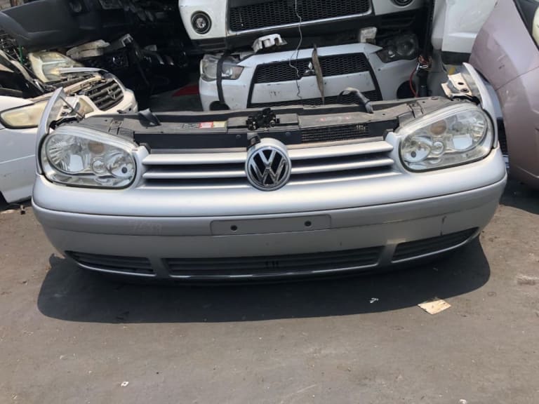 Nose cut Volkswagen Golf Mk4