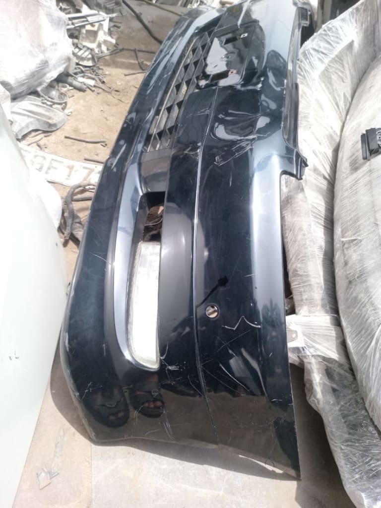 Bumper Toyota Ipsum