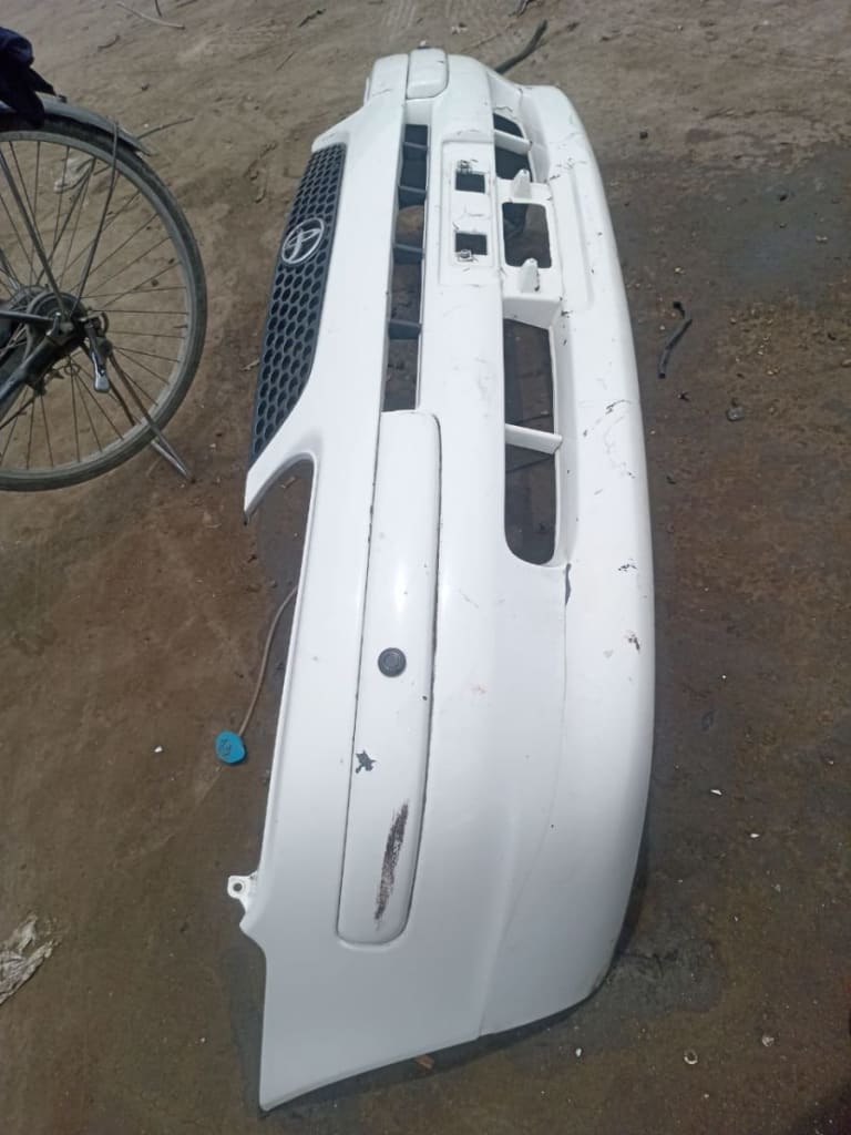 Bumper Toyota Spacio