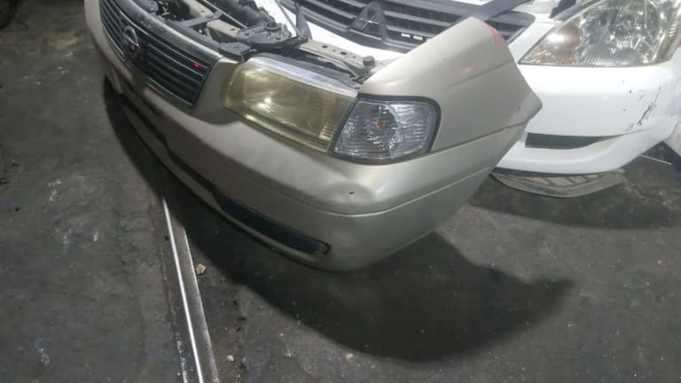 Bumper Nissan Sunny used in Sharjah — photo 3