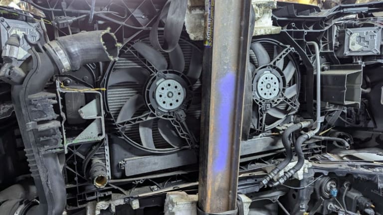 Nose cut Audi A4 used in Sharjah — photo 4