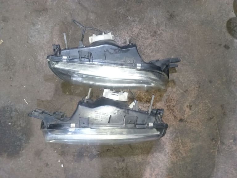 Bumper + Headlights Nissan Pulsar