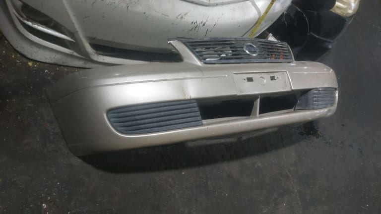 Bumper Nissan Sunny used in Sharjah — photo 2