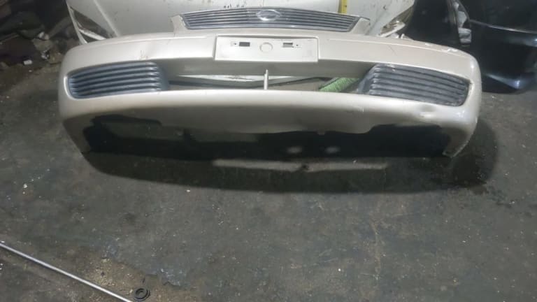 Bumper Nissan Sunny used in Sharjah — photo 3