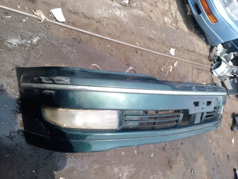 Bumper + Headlights + Radiator Toyota Vista used in Sharjah — photo 20