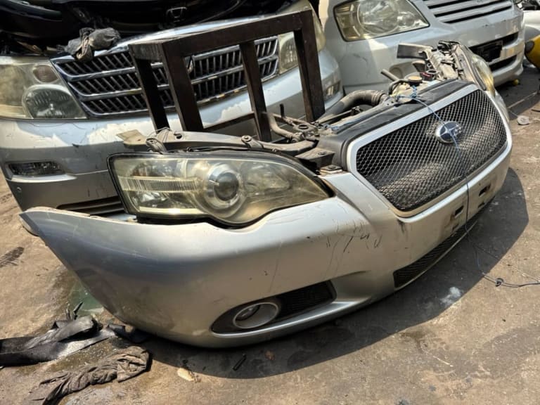 Subaru Legacy Ноускат 