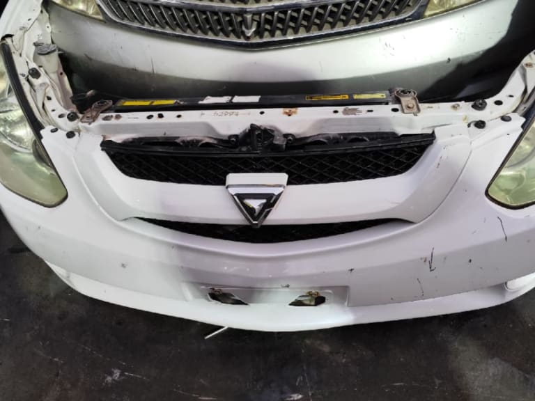 Toyota Caldina Ноускат