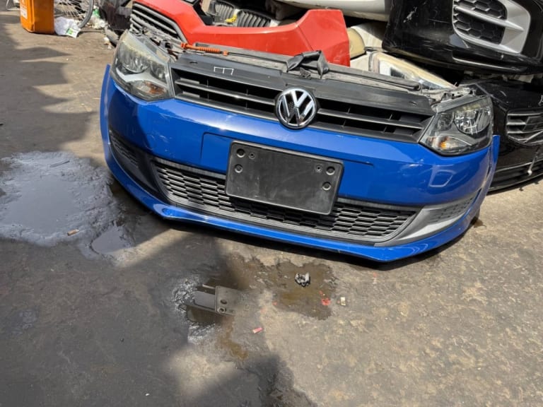 Nose cut Volkswagen Polo used in Sharjah — photo 2