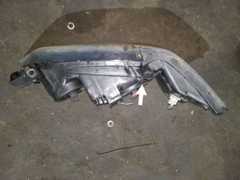 Bumper + Headlights + Radiator Toyota Vista used in Sharjah — photo 20