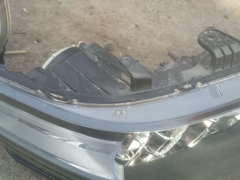 Headlights Honda Accord used in Sharjah — photo 2