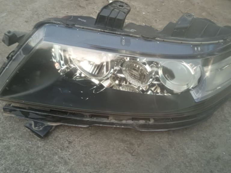 Headlights Honda Accord used in Sharjah — photo 5