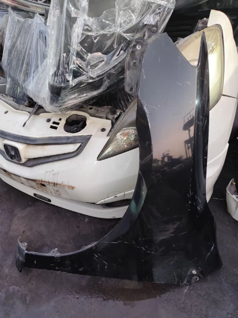 Fender Toyota Corolla Axio used in Sharjah — photo 2