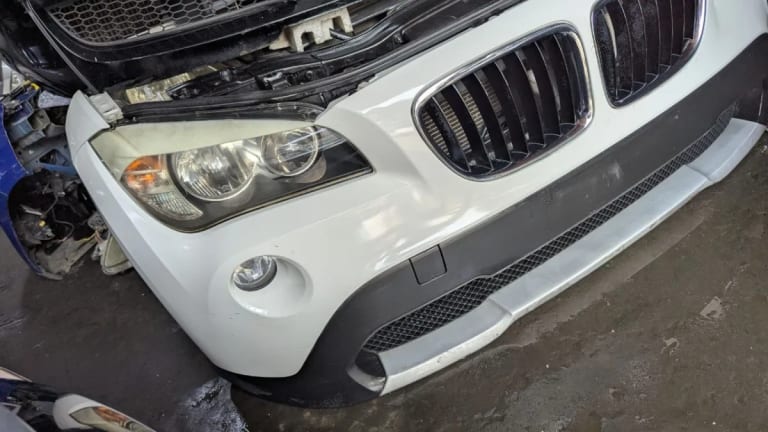 Nose cut + Hood BMW X1 used in Sharjah — photo 2