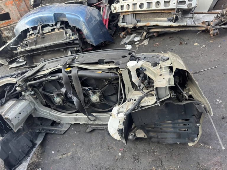Nose cut Mitsubishi Lancer used in Sharjah — photo 6