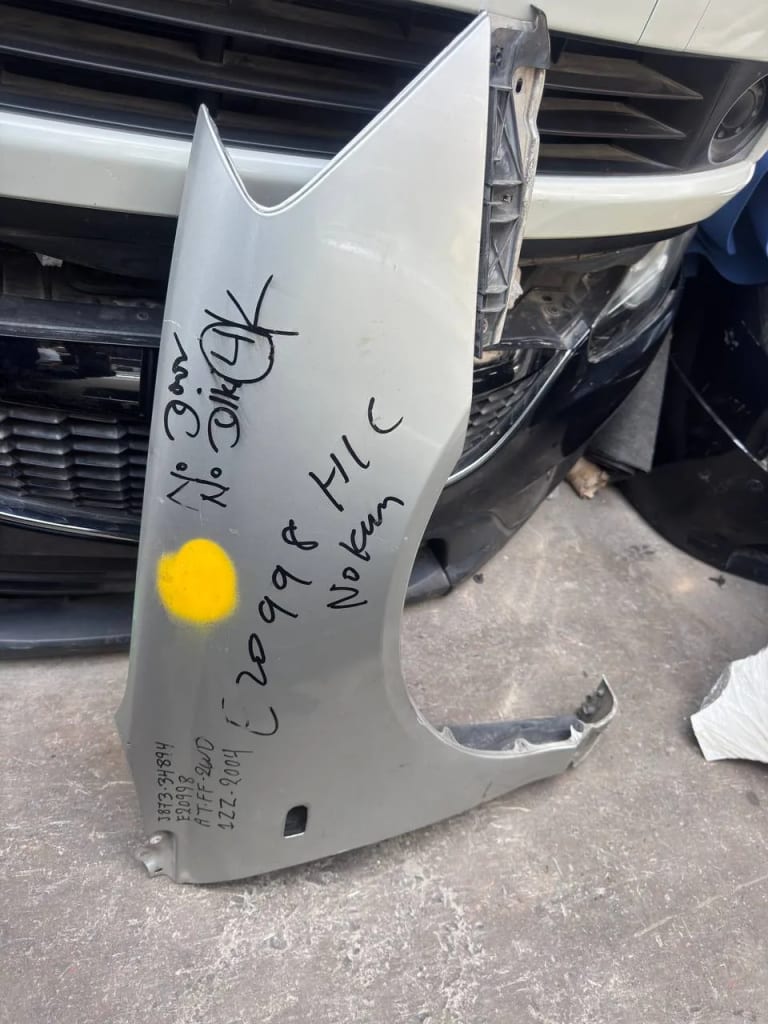 Fender Toyota Allion used in Sharjah — photo 4
