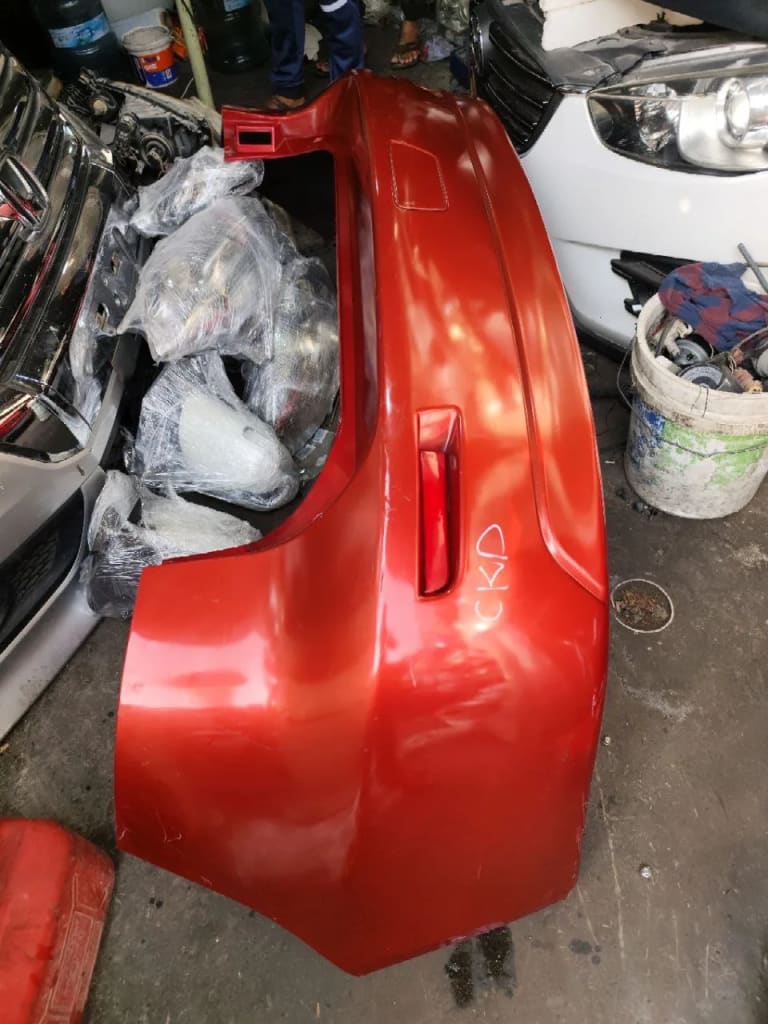 Mitsubishi Lancer Бампер задний 