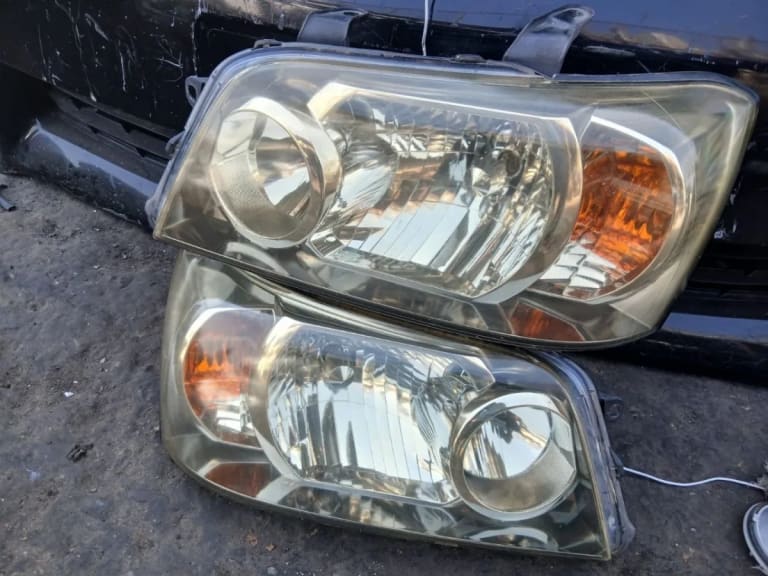 Toyota Highlander Фары 2шт