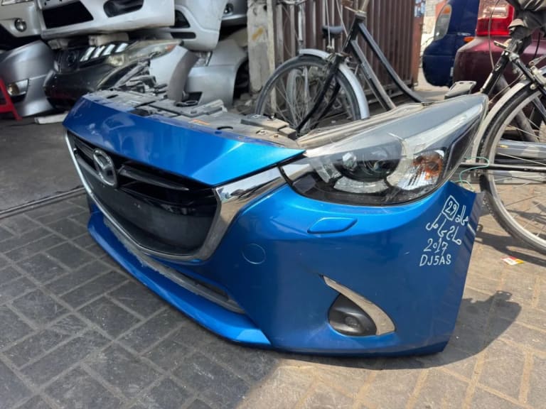 Mazda Demio Ноускат 