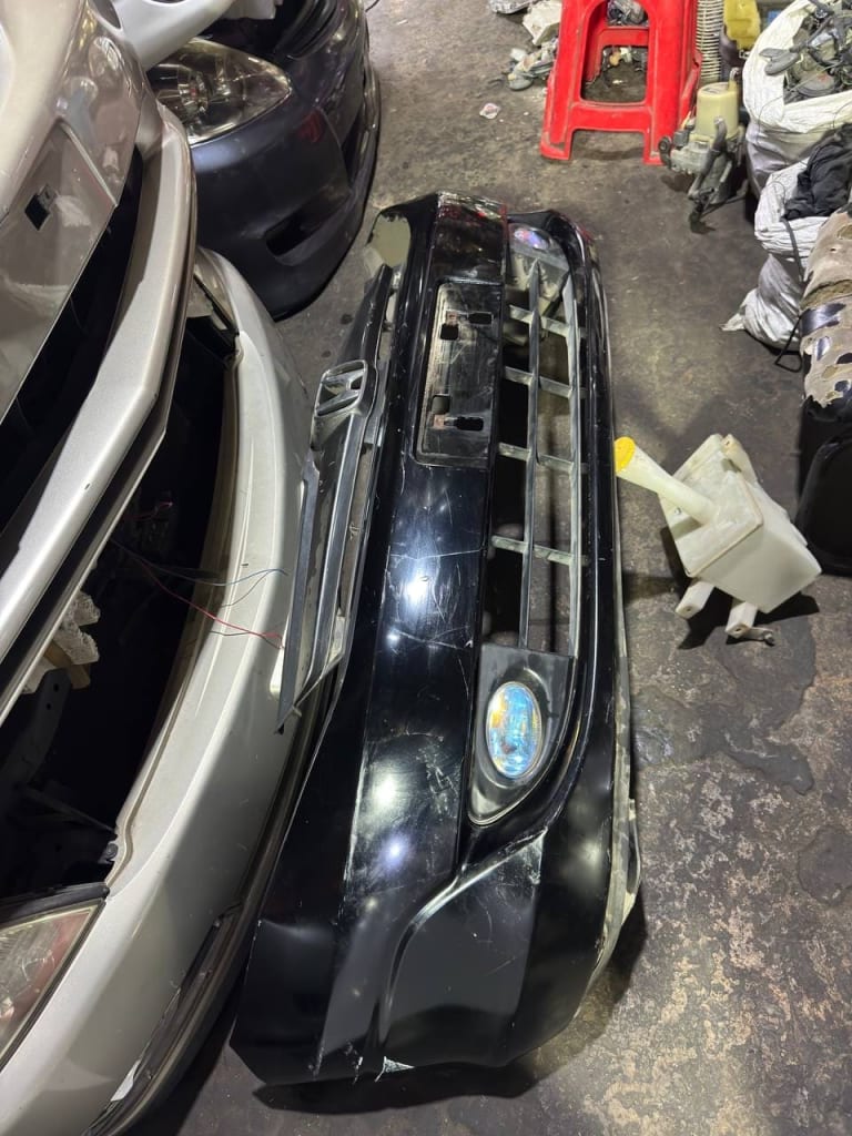 Bumper + Grille Honda Airwave used in Sharjah — photo 2