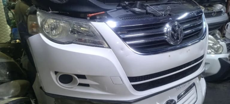 Nose cut Volkswagen Tiguan used in Sharjah — photo 2