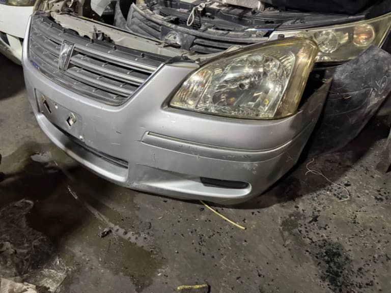 Toyota Premio Ноускат 